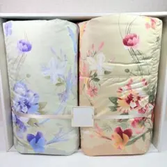 NINA RICCI チューリップ柄 掛け布団　シルク100% 絹　未使用品 NINA RICCI チューリップ柄 掛け布団 シルク100% 絹 未使用品 NINA