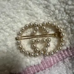 GUCCI グッチ　パール　ヘアピンのサムネイル