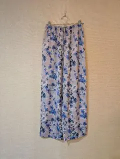 Item thumbnail for item 929ad20a-e48c-480b-bd65-c8942b49bd54