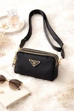 Qoo 様　PRADA ノベルティ ショルダーバッグ 黒 ミニ 軽量