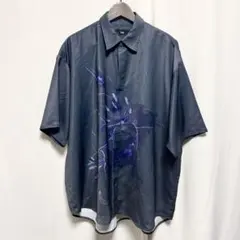 【新品】HARE ドローイングフラワーPTSH 半袖シャツ 花柄 ダークグレーのサムネイル