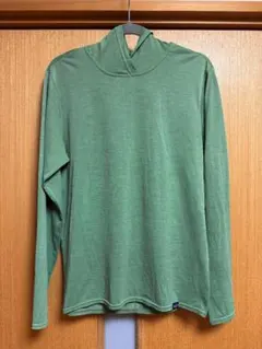 メンズ キャプリーンクールデイリーグラフィックフーディ Sサイズ