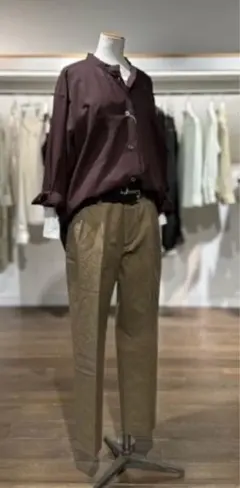 お買い得ほぼ新品美品⭐️24SS⭐️マーガレットハウエル　ブラウン 長袖シャツのサムネイル