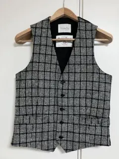 【表側極美品】BEAMS PLUS ハリスツイード ベスト グレー S 表側極美品◇破格】BEAMS PLUS ハリスツイード ベスト グレー S - メルカリ