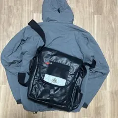 old Nike acg 黒　ブラック　メッセンジャーバッグ　古着　y2k