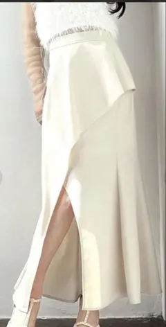 リゼクシー　ラッフルマーメイドスカート