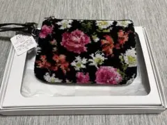 アーンジョー　花柄刺繍ポーチ 黒