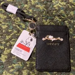 スヌーピー　パスケース　新品