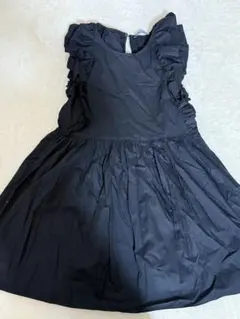 ZARA黒ワンピース