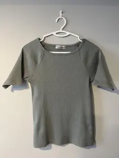 グリーン リブ編み ラウンドネック 半袖Tシャツ