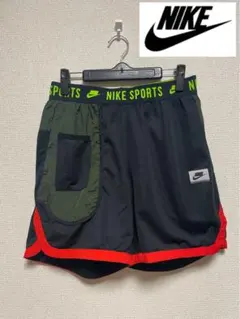 NIKE ナイキ ハーフパンツ 黒 デカロゴ ショーツ S表記のサムネイル