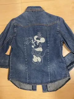 新品未使用♡ディズニーストア　ミニーマウスデニムジャケット ミニーがヴィンテージスタイルに！カジュアルなデニムジャケット