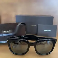 TOM FORD TF211 サングラス ブラックのサムネイル