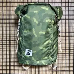 POLER リュック バックパック カモフラージュのサムネイル