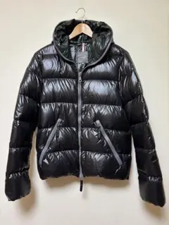 2025年最新】DUVETICA ダウンジャケットの人気アイテム - メルカリ