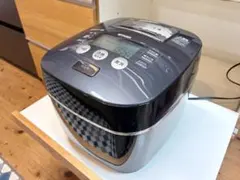 TIGER 炊飯器 JKX-V152 JKX-V2型 ８合炊き 土鍋 圧力IHのサムネイル