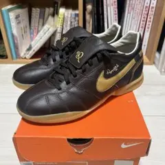 レア ナイキ ティエンポ ロナウジーニョ サッカー フットサル シューズ27.5 レア ナイキ ティエンポ ロナウジーニョ サッカー フットサル シューズ