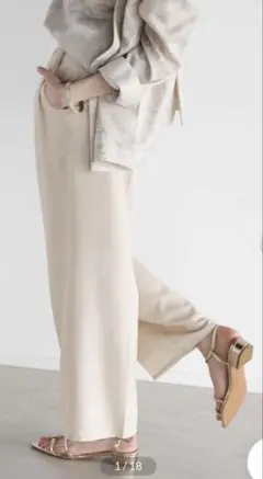 【新品未使用】Ampleベージュパンツ定価19,000