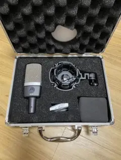AKG C214 コンデンサーマイ　付属品完備　新品購入　テストのみ