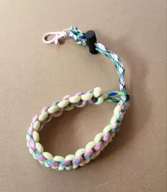 スマホストラップ　パラコード　ハンドメイド