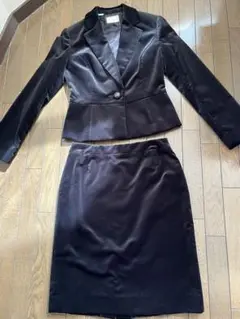 ハロッズ　ブラックスーツ　ベロア