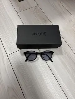 付属品完備】A.D.S.R. RHODES 01サングラス 美品 キャットアイ - メルカリ