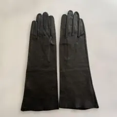 美品　レディースサイズ　レザーグローブ　ブラック　黒革手袋　サイズ21 裏地無し