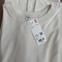 新品タグ付き　UNIQLOユニクロ クルーネック ワンピースS オフホワイト