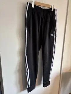 新品!adidas オリジナルス ジャージ スーパースター トラックパンツ