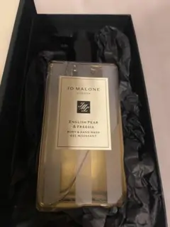 JO MALONE ボディ&ハンドウォッシュ　ペアー&フリージア