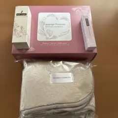 シャンソン化粧品3点セット　ブランケット ネイルオイル　ヒールクリームのサムネイル