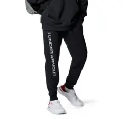 UNDER ARMOUR スウェット　ジョガーパンツ ブラック