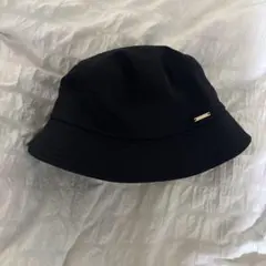 黒 バケットハット