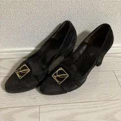 LOEWE ロエベ スエード パンプス ブラック ゴールド金具のサムネイル