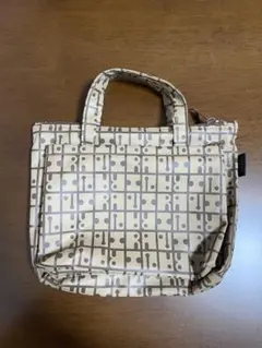 ヤマト屋　ベージュ バッグ