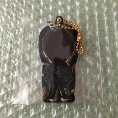 岩田剛典 クリアチャーム 背景あり 後ろ姿 背面 黒衣装 レア