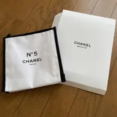 CHANEL 限定ノベルティポーチ