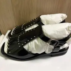 定価24200円 新品 ing Sサイズ スタッズ付きキルトタッセルサンダル