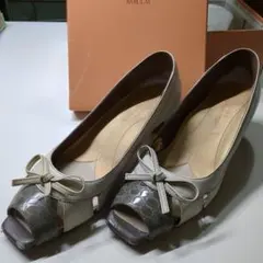 BARCLAY グレー/ベージュ オープントゥパンプス