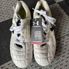 UNDER ARMOUR サッカーシューズ ホワイト ブラックのサムネイル