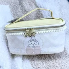 しまむら　うさぎ　バニティポーチ