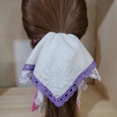 ヴィンテージ ドイリー リメイク シュシュ 刺繍ハンカチ リメイク ヘアアクセ