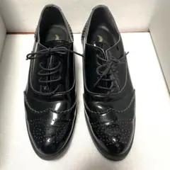 ブラックオックスフォードシューズ
