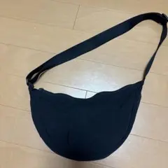ユニクロ ショルダーバッグのサムネイル