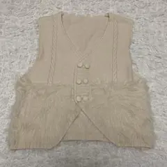 アイボリー ニットベスト　冬物