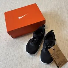 ★新品未使用★ NIKE キッズスニーカー　14cm 15cmのサムネイル