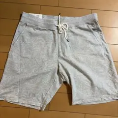UNIQLO グレー XL ショートパンツ
