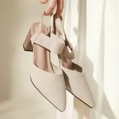 新品未使用 SHEIN シーイン ベージュ ポインテッドトゥ ヒール 24cm