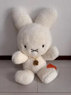 ミッフィー60周年　ぬいぐるみ　マスコットキーホルダー 当店オリジナル】 ミッフィー マスコットキーチェーン グレー