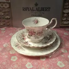 Item thumbnail for item ca17a20f-857a-4daf-8980-c9e14620ea30